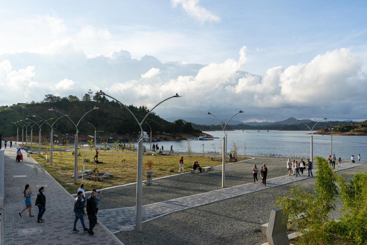 Casa Galeria Guatape Villa Exteriör bild